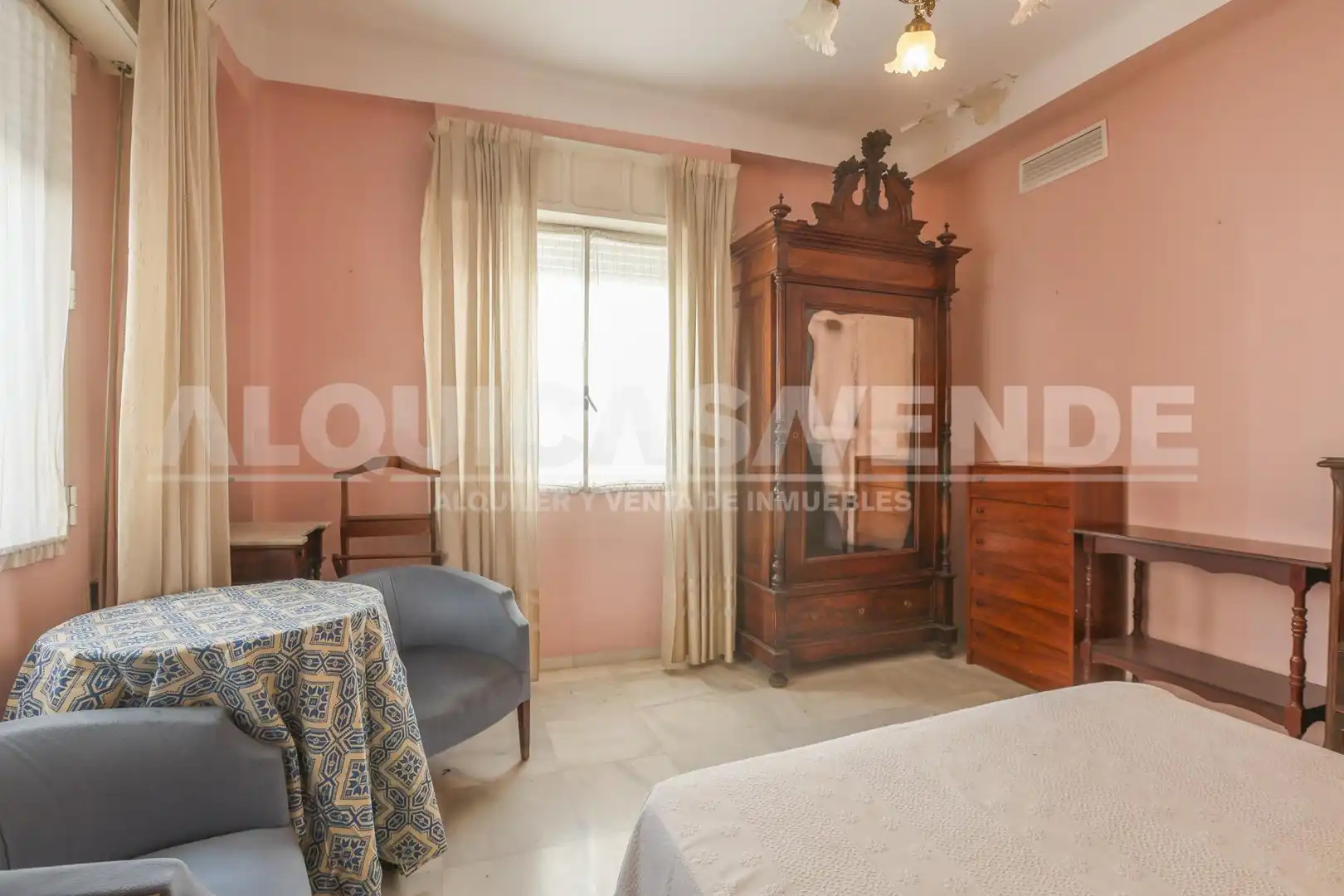 Flat with balcony for sale in Los Remedios, imagen 21