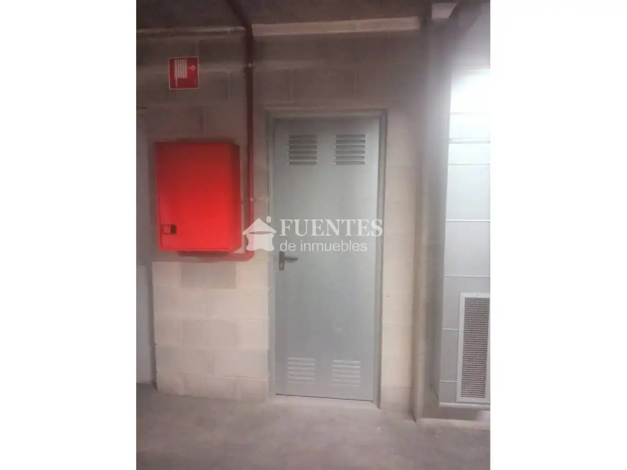 Garatge en venda a Calle Sacerdote Isidro Albert, Benisaudet