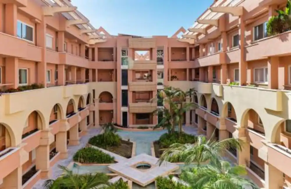 Apartament amb piscina en venda a Nueva Andalucía, imagen 21