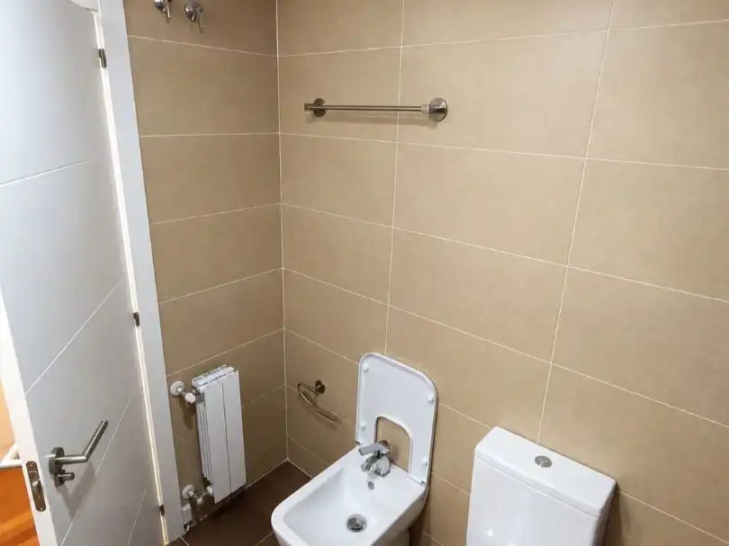 Bany de Pis en venda en Barajas