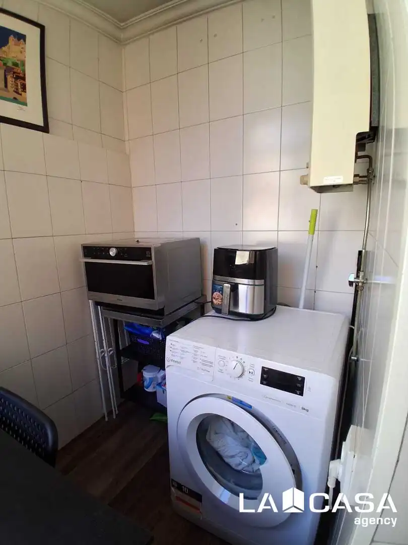 Cuina de Pis en venda en Dos Hermanas amb Aire condicionat i Terrassa
