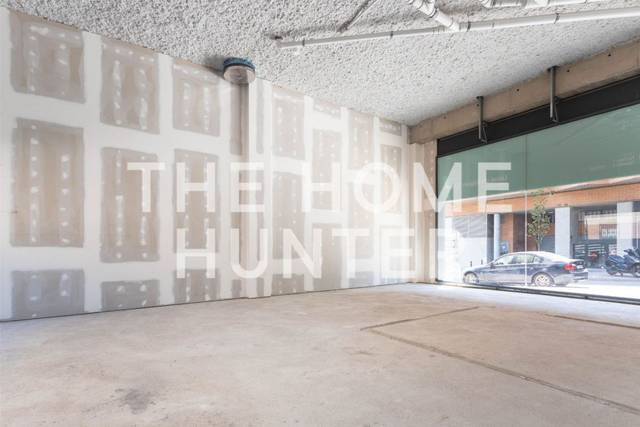 Local comercial en Alquiler en CL MALADETA en Porta
