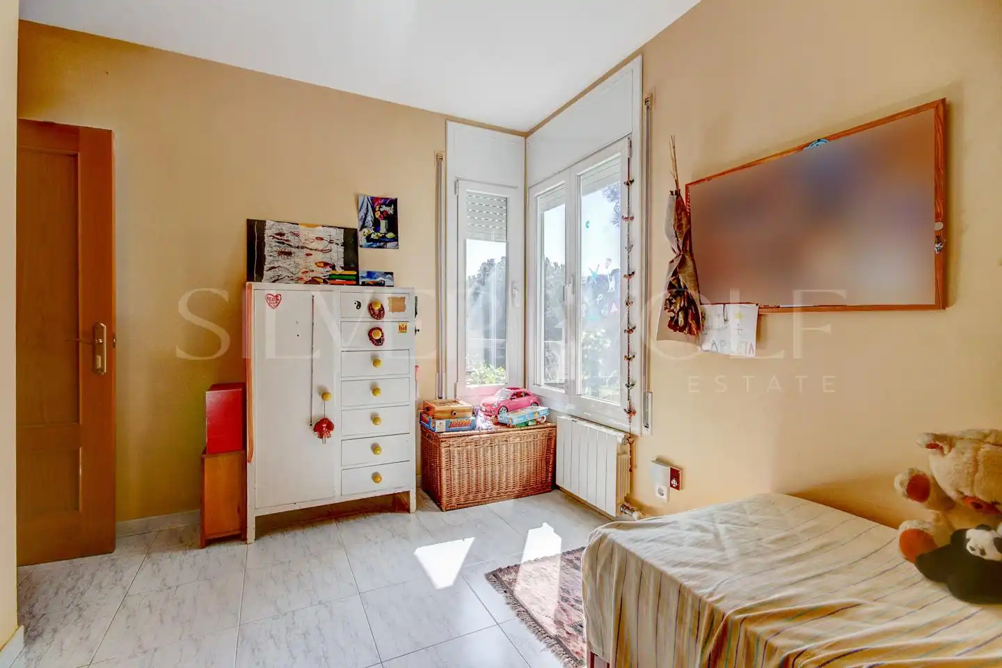 Habitación de Casa o chalet en venta en Òrrius con Aire acondicionado, Calefacción y Jardín privado
