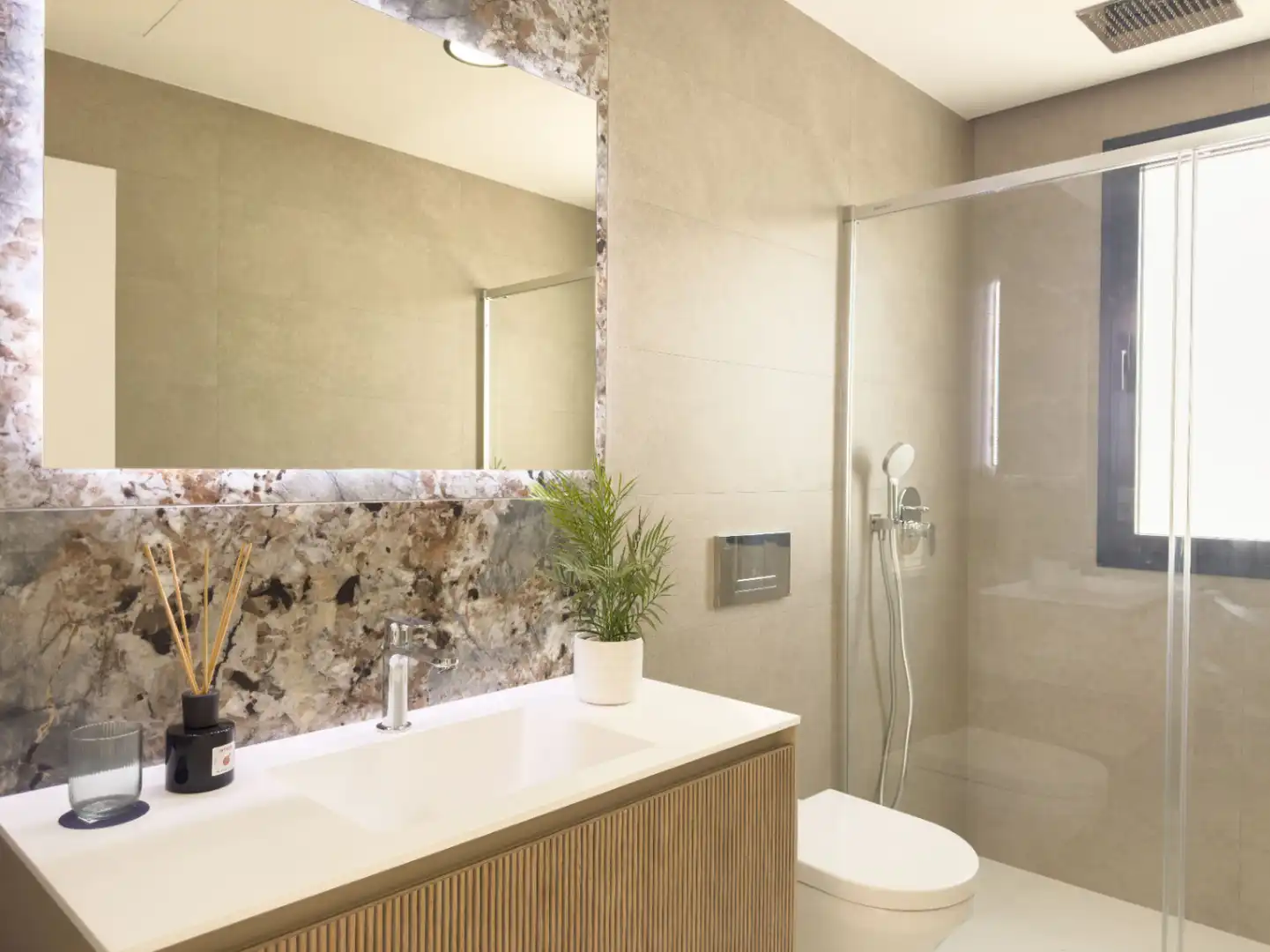 Bathroom of Houses for sale in Dénia  with Air Conditioner, Heating and Private garden