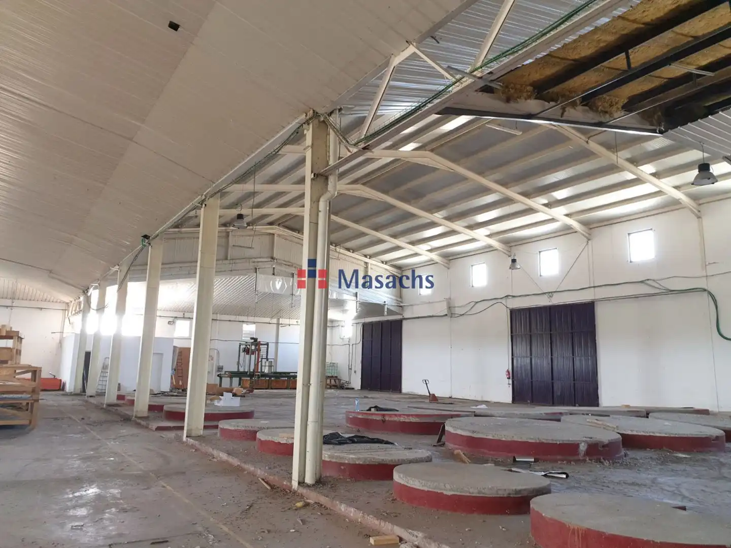 Vista exterior de Nave industrial en venta en Aranjuez