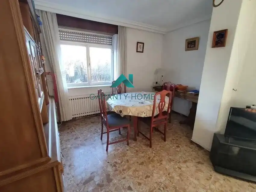Dining room of Flat for rent in Salamanca  with Heating, Furnished and Balcony