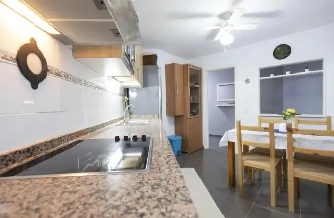 Cocina de Piso en venta en Guayonje - Mesa del Mar