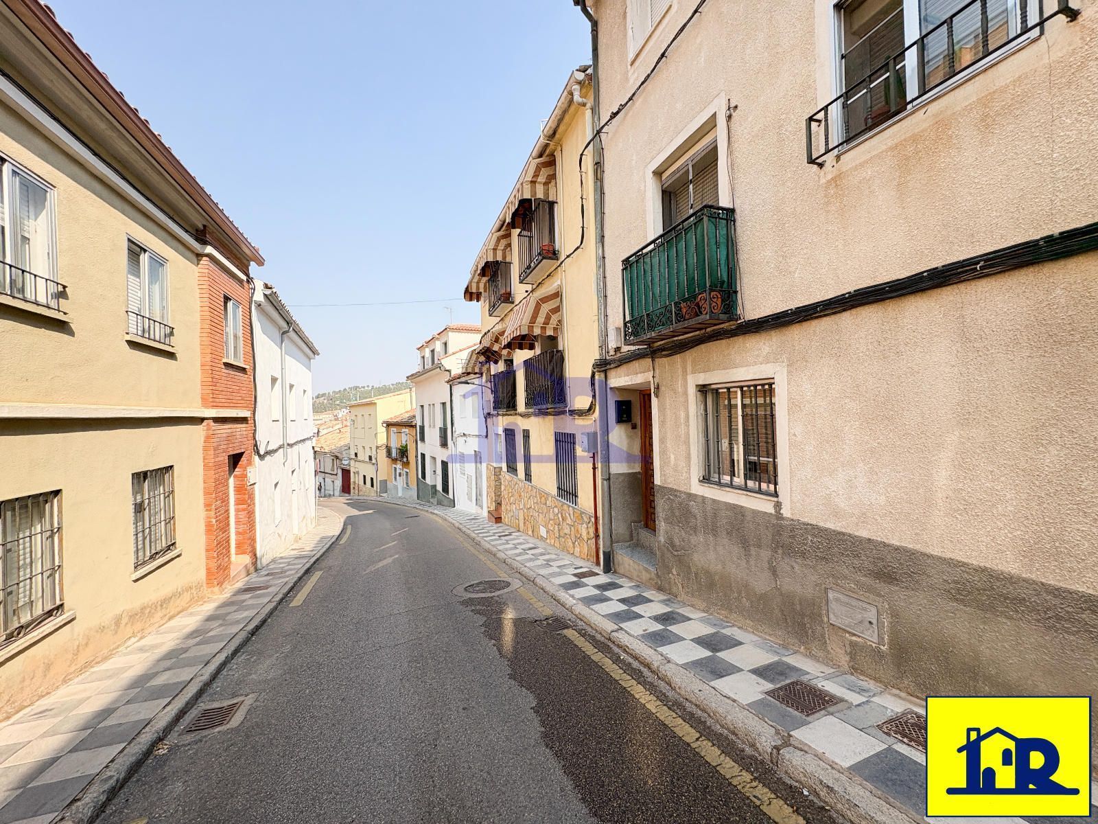 Vista exterior de Pis en venda en Cuenca Capital amb Aire condicionat, Calefacció i Terrassa