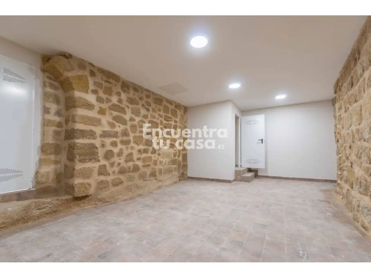 Maisonette zum Verkauf in Labastida / Bastida mit Heizung, Abstellraum und Alarm