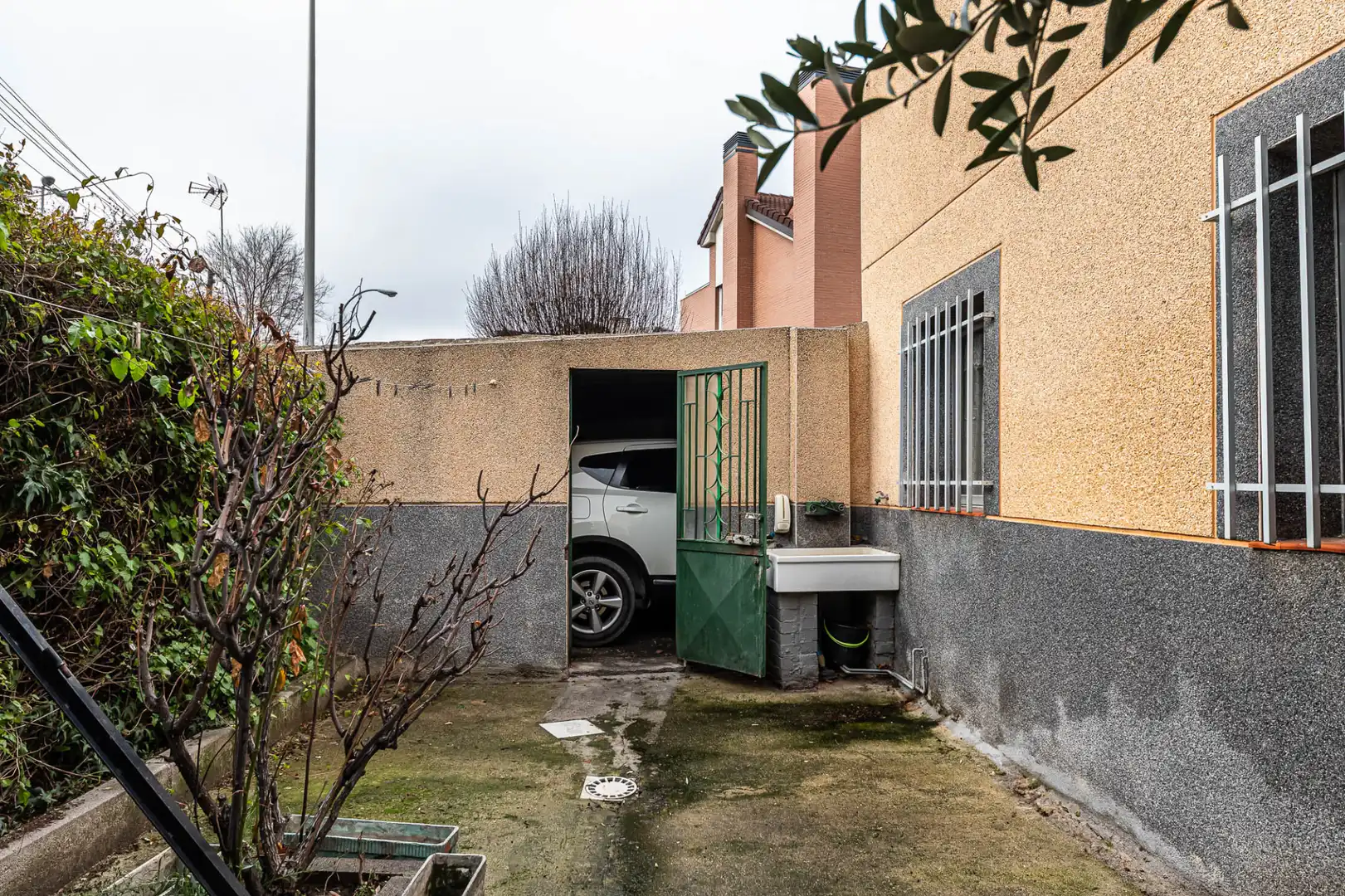 Xalet amb jardí en venda a Calle de Arnedillo, imagen 30