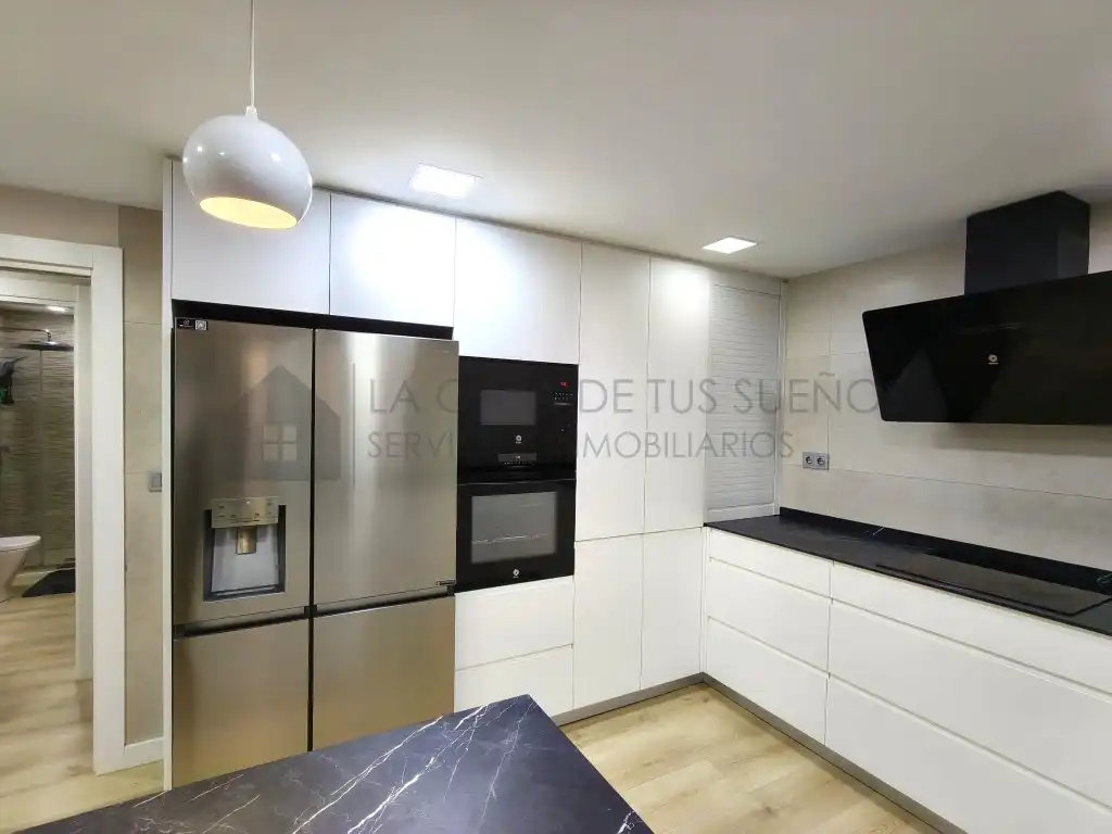 Flat for sale in Avenida Madrid De, Petrer