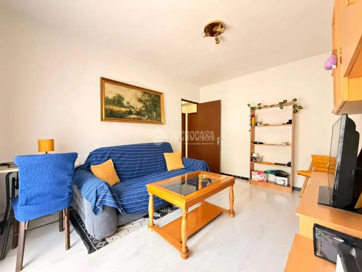 Sala de estar de Piso en venta en Madrid con Calefacción, Terraza y Amueblado