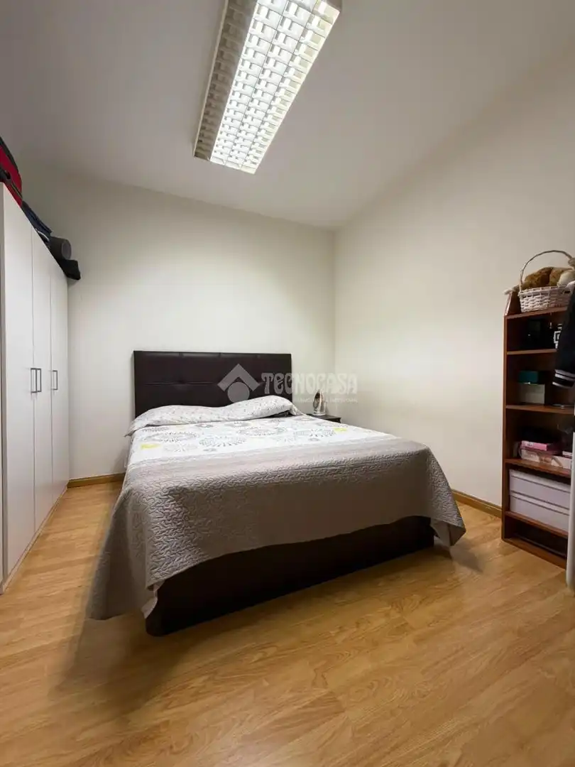 Schlafzimmer von Wohnung zum Verkauf in Madrid mit Klimaanlage