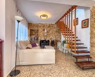 Sala d'estar de Casa o xalet de lloguer en Paterna amb Aire condicionat, Calefacció i Jardí privat