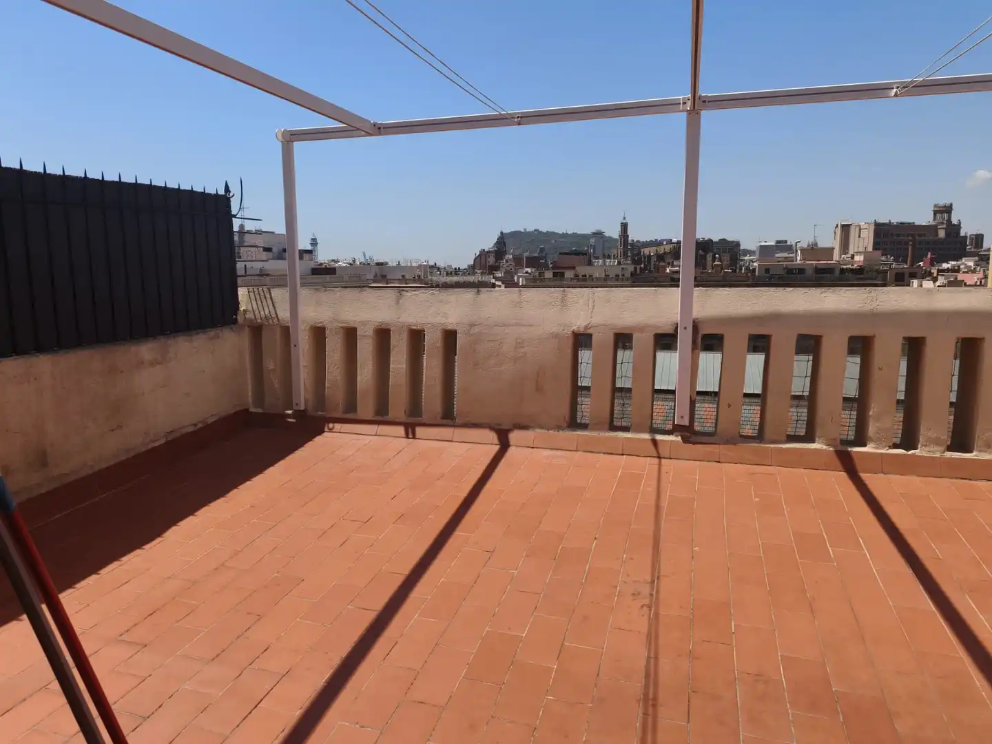 Terrasse von Dachboden zur Miete in Barcelona mit Klimaanlage, Heizung und Terrasse