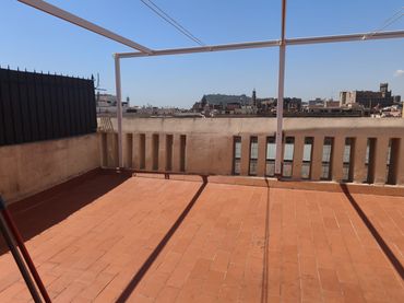 Àtic amb ascensor de lloguer a Carrer Comercial
