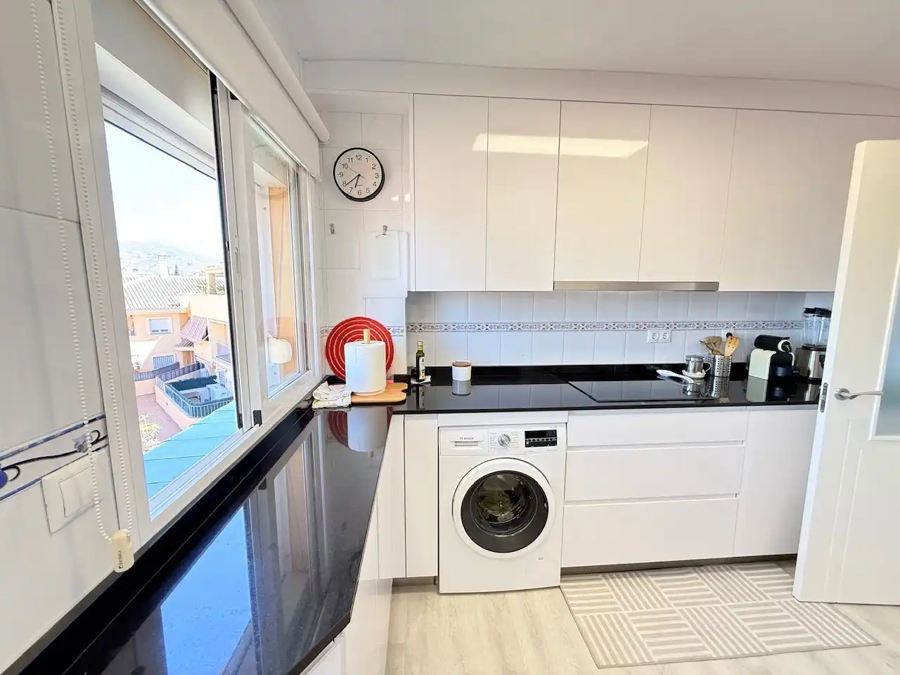 Kitchen of Attic for sale in Vélez-Málaga  with Air Conditioner, Heating and Terrace