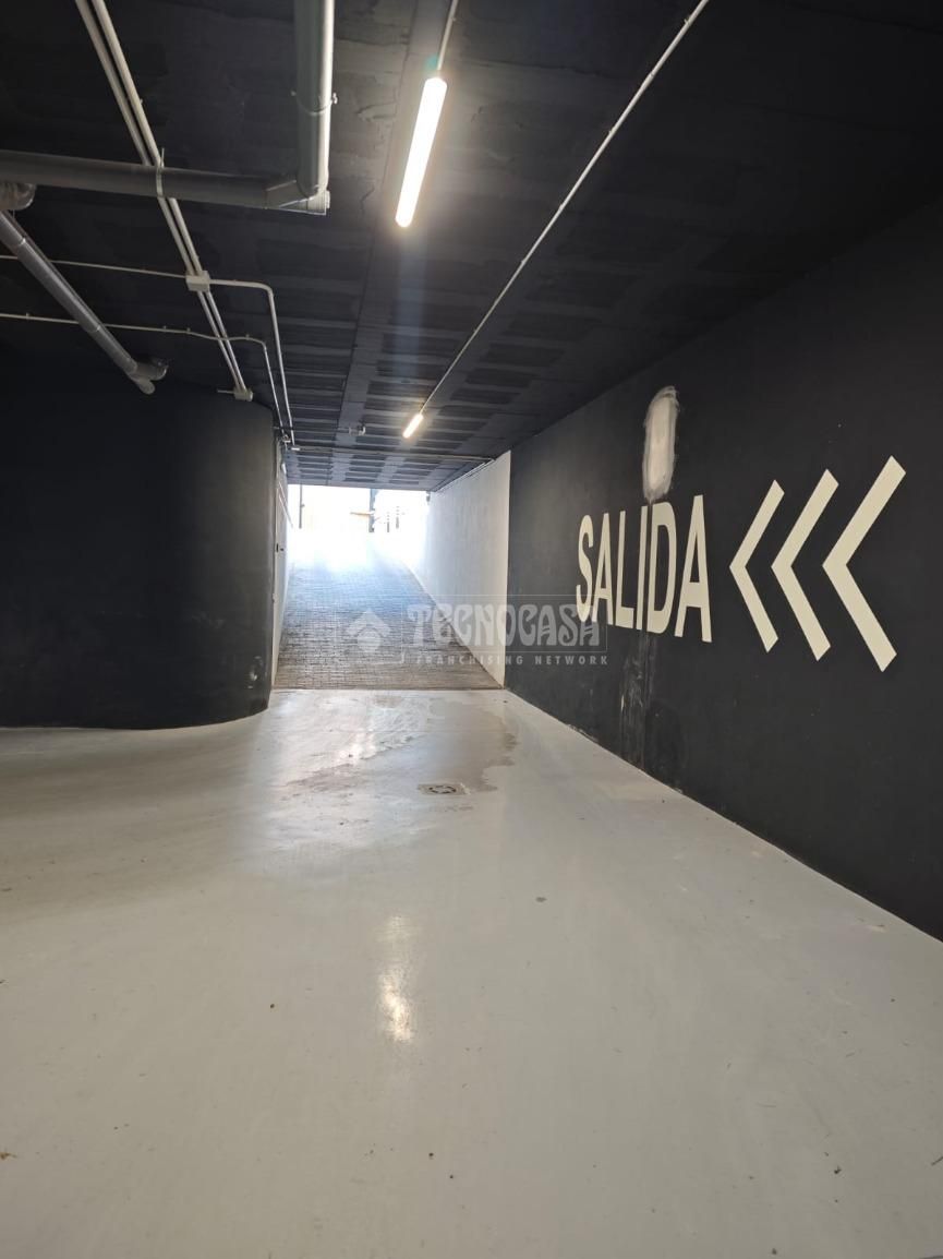Garage to rent in  Sevilla Capital