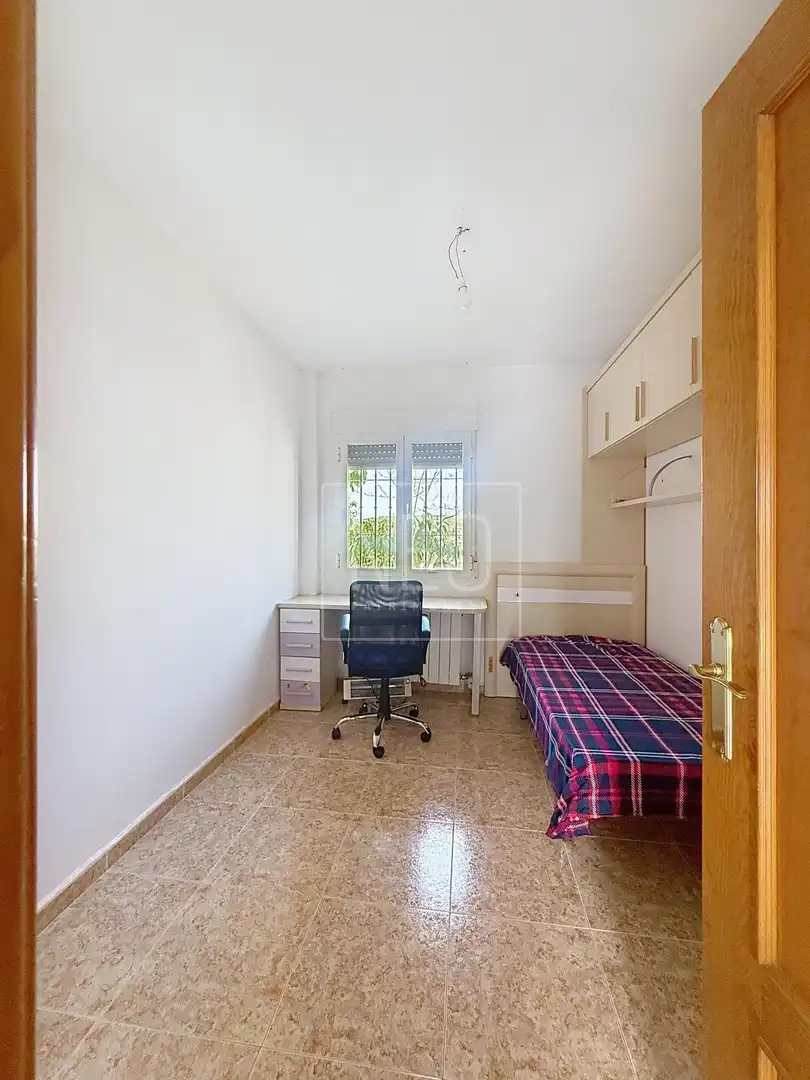 Semi-detached house with garden for sale in Avenida ALFAGUARA, imagen 23