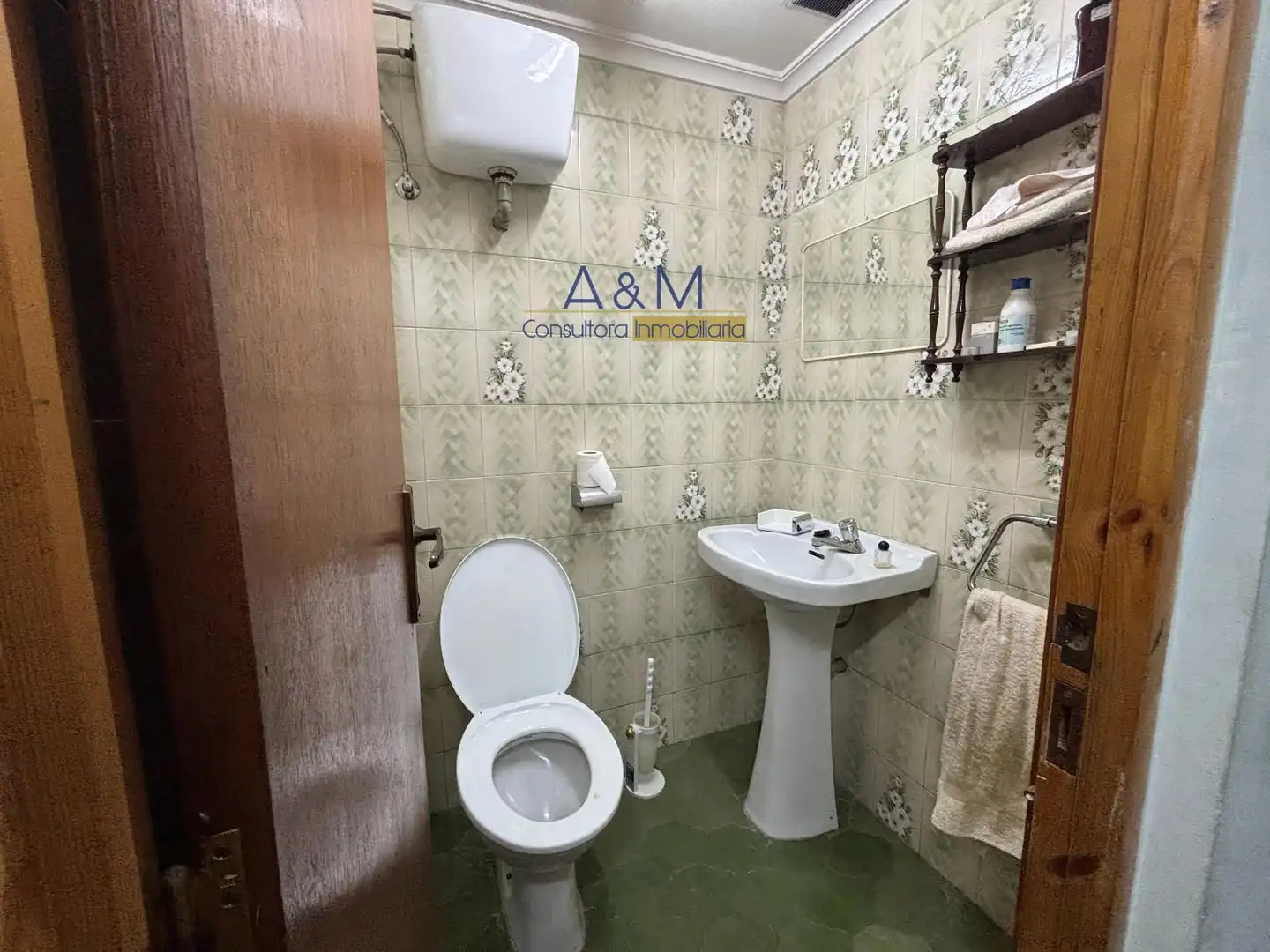 Baño de Local en venta en Valladolid