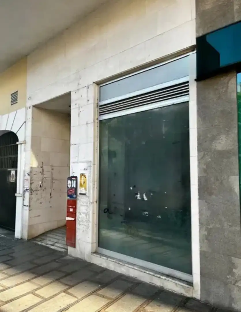 Business premises for sale in Avenida del Mediterráneo, imagen 2