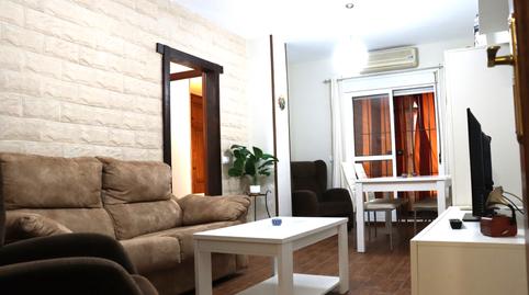 Foto 2 de Piso en venta en Calle Argüelles, Centro - La Costilla, Rota