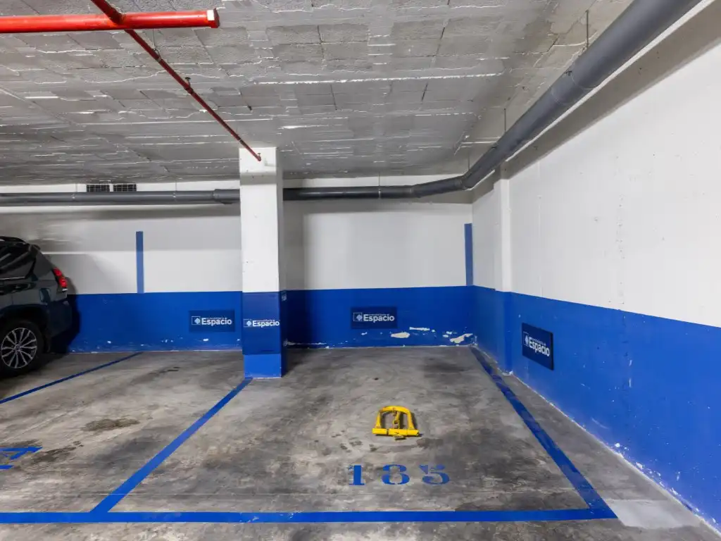 Parking de Garaje en venta en Alicante / Alacant
