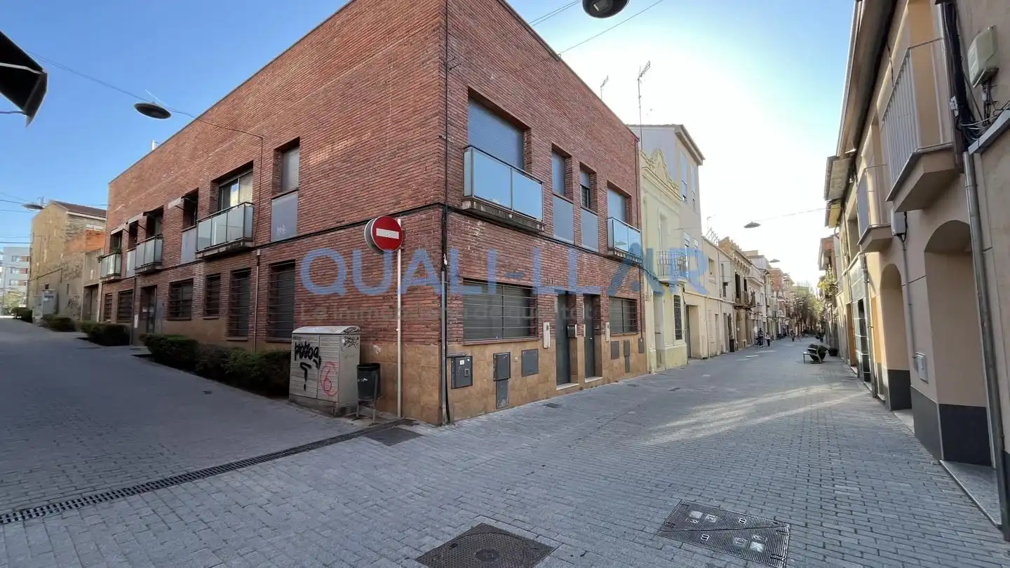 Exterior view of Duplexes for sale in Sant Feliu de Llobregat  with Air Conditioner, Heating and Parquet flooring