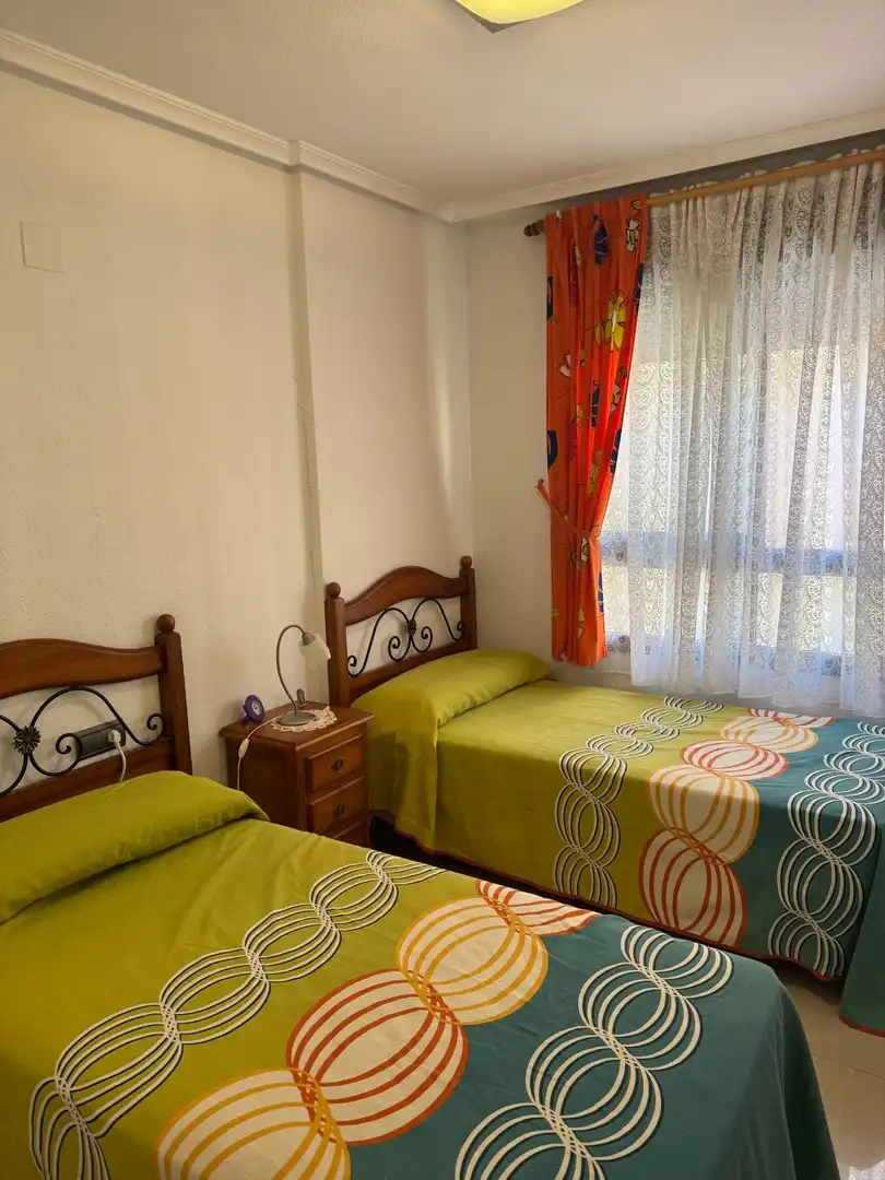 Habitación de Apartamento en venta en Guardamar del Segura con Aire acondicionado, Calefacción y Terraza