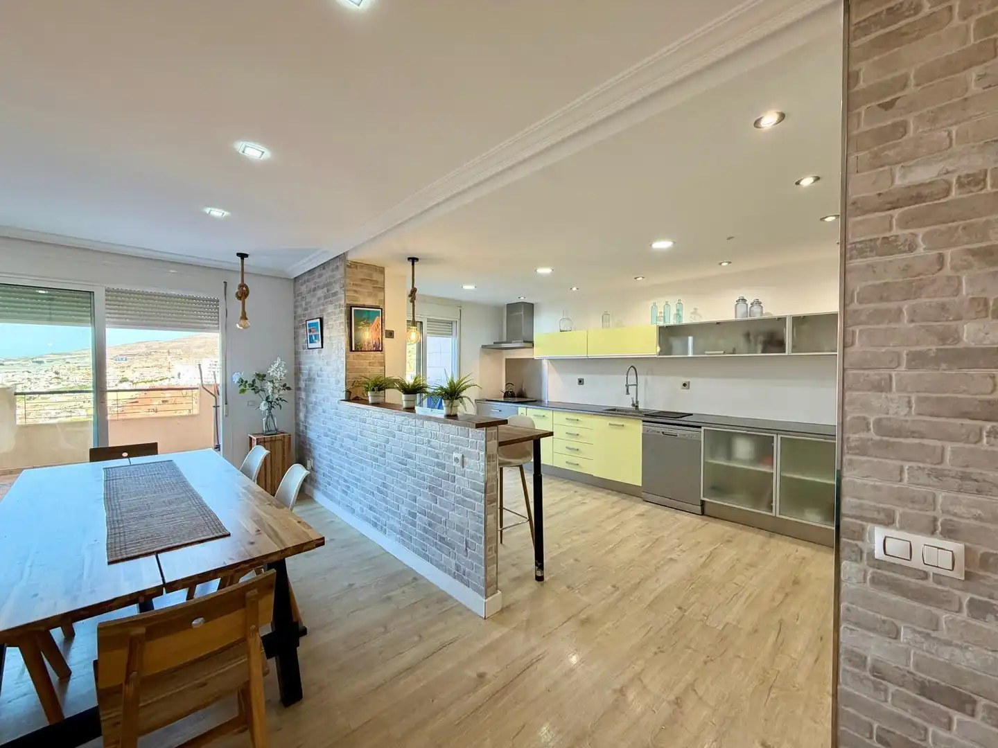 Cocina de Piso en venta en Roquetas de Mar con Aire acondicionado, Terraza y Amueblado