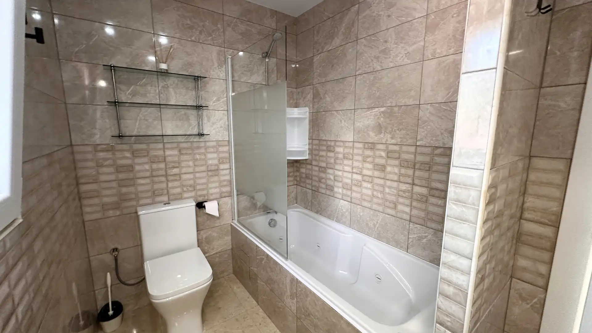 Baño de Casa o chalet en venta en  Tarragona Capital con Aire acondicionado, Terraza y Piscina