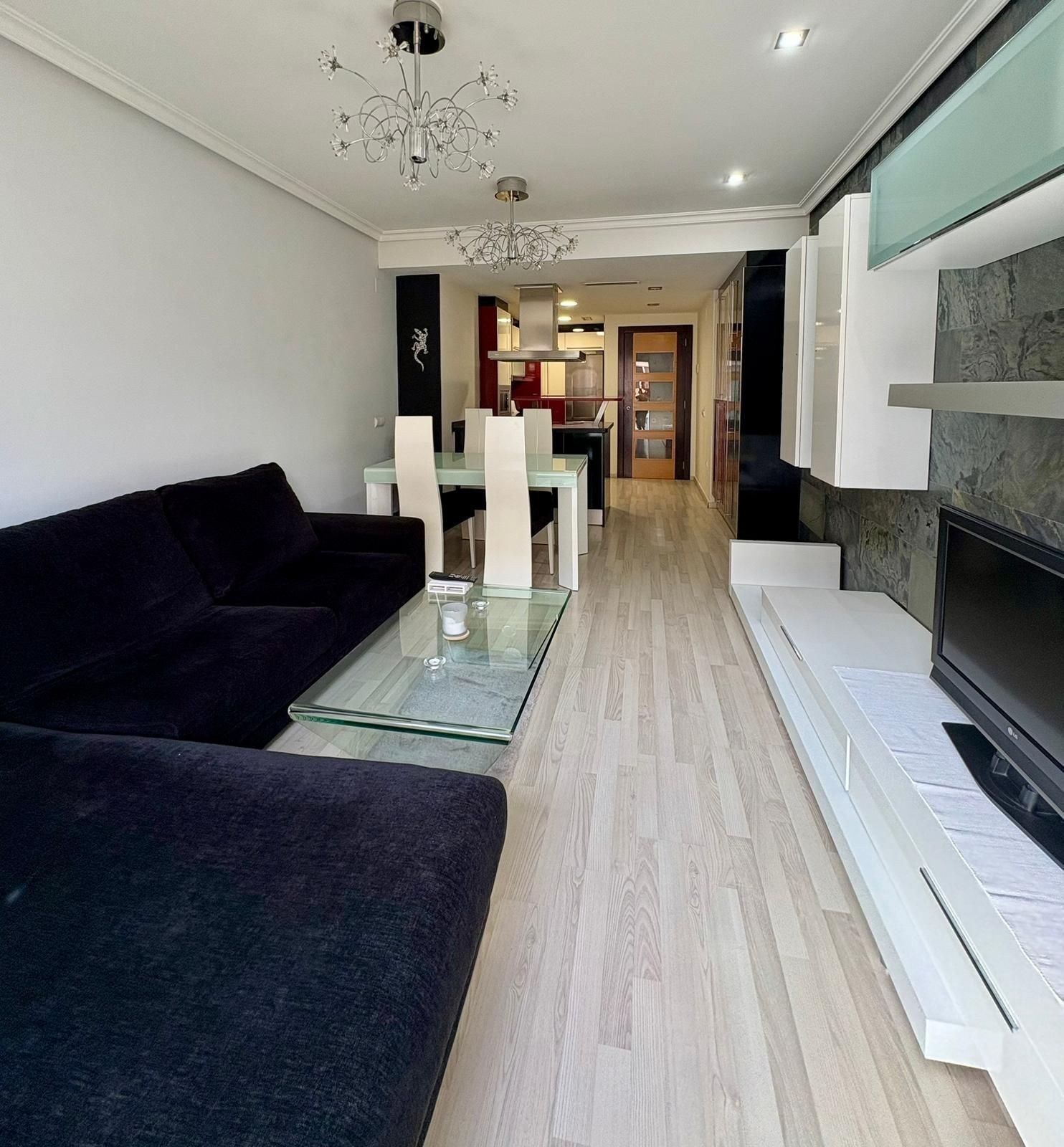 Sala de estar de Piso de alquiler en Alaquàs con Aire acondicionado, Trastero y Balcón