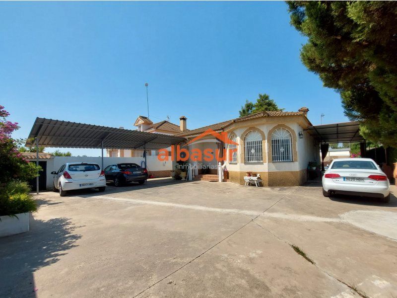 Vista exterior de Finca rústica en venda en  Córdoba Capital amb Aire condicionat, Calefacció i Terrassa