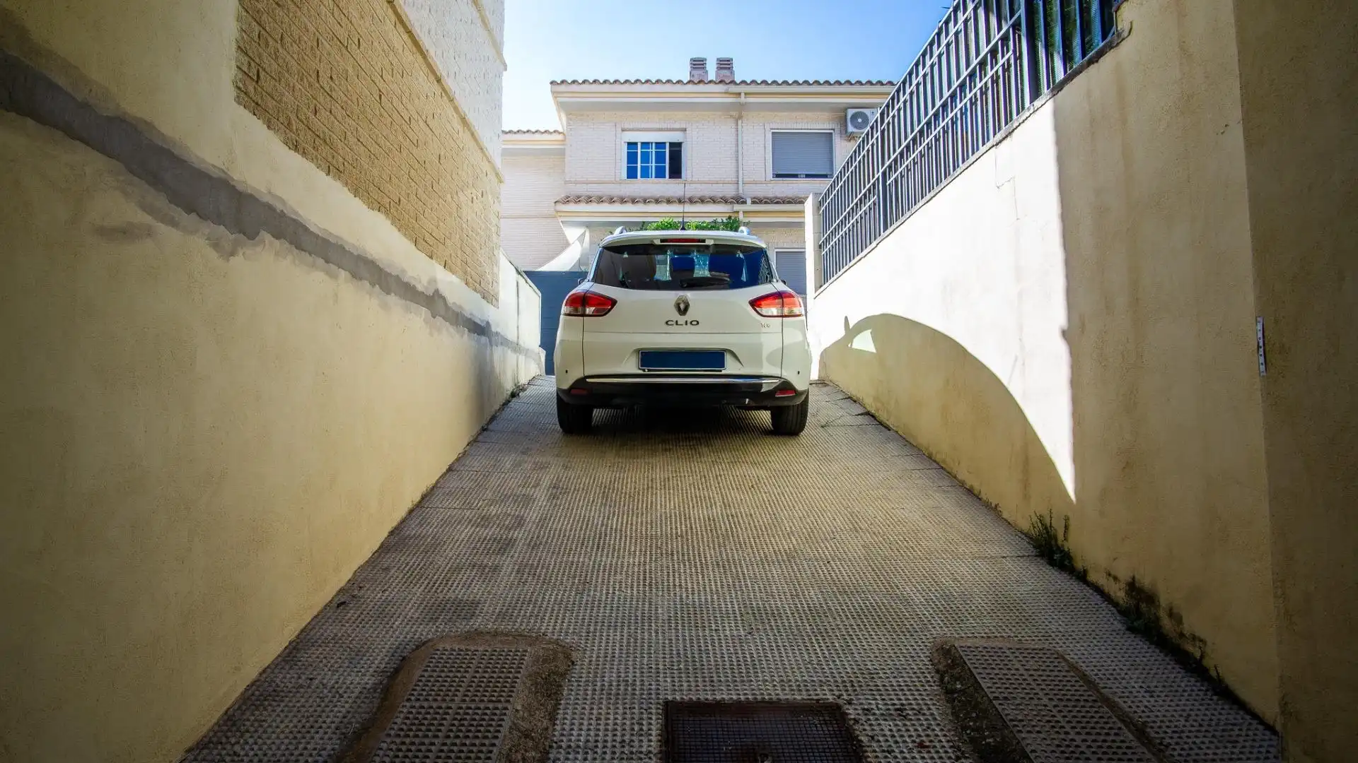 Parking de Casa adosada en venta en Petrer, Alicante