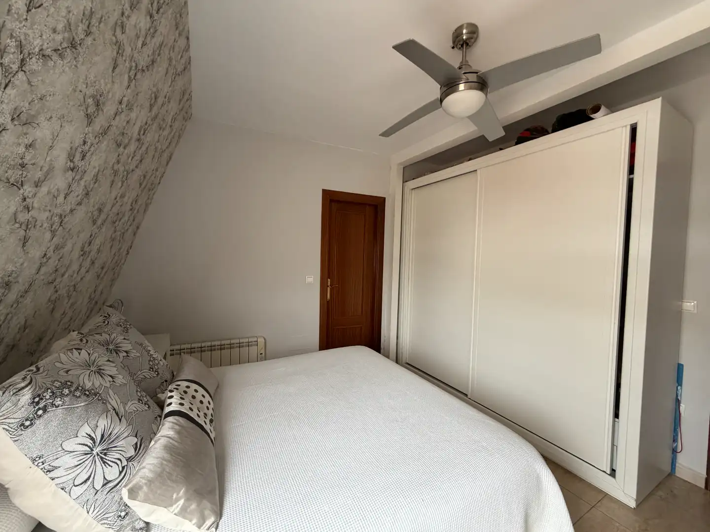 Bedroom of Attic for sale in Úbeda  with Air Conditioner, Heating and Terrace