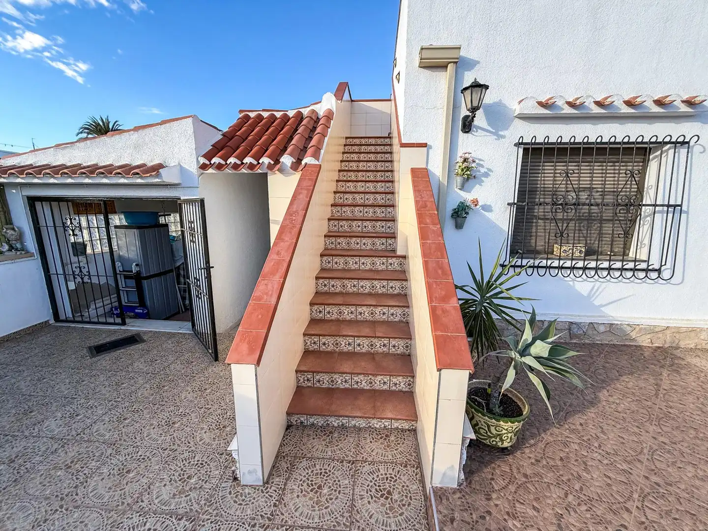 Semi-detached house with pool for sale in SALVADOR DALI, imagen 25