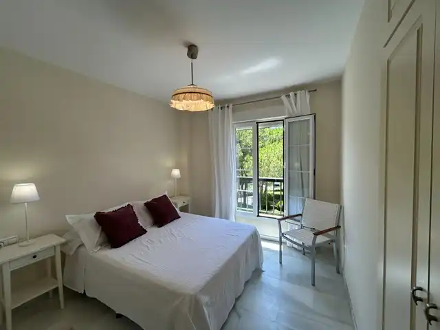 Bedroom of Flat for rent in Marbella  with Air Conditioner, Heating and Terrace