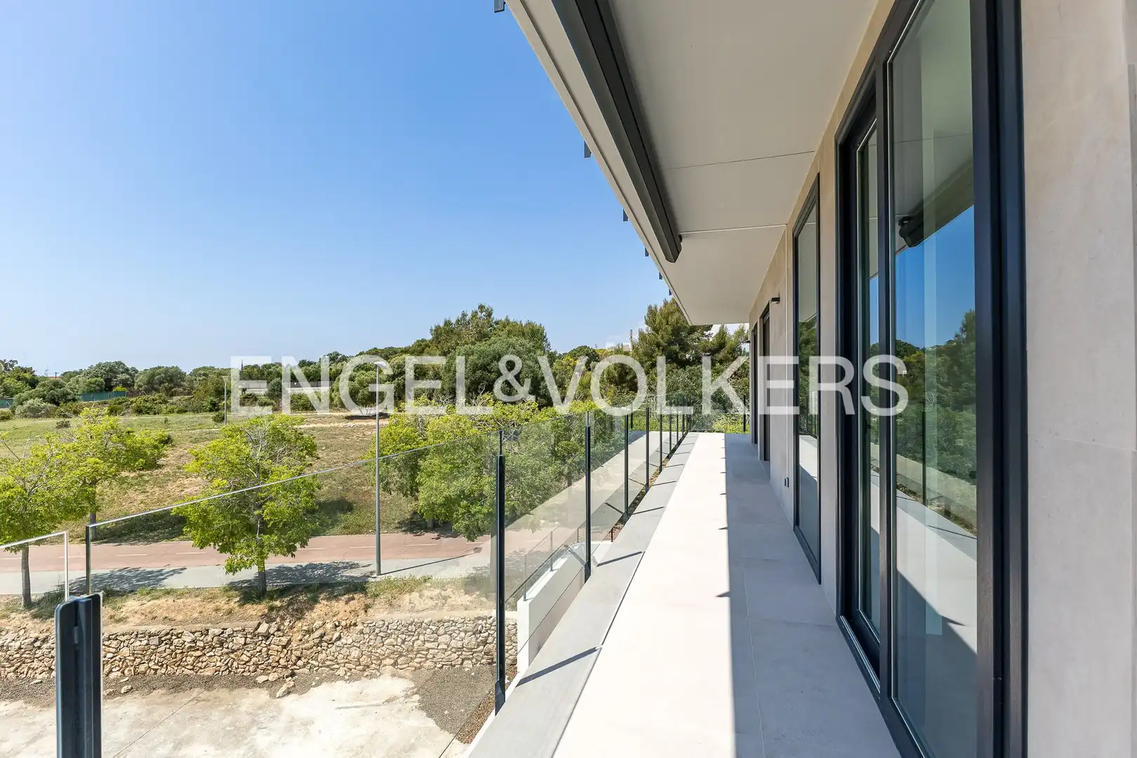 Terrace of Flat for rent in Vilanova i la Geltrú  with Air Conditioner, Heating and Terrace