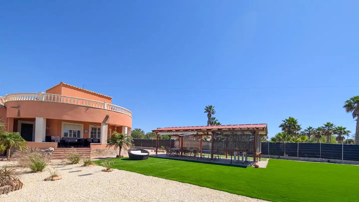Terrassa de Casa o xalet en venda en Elche / Elx amb Aire condicionat, Jardí privat i Terrassa