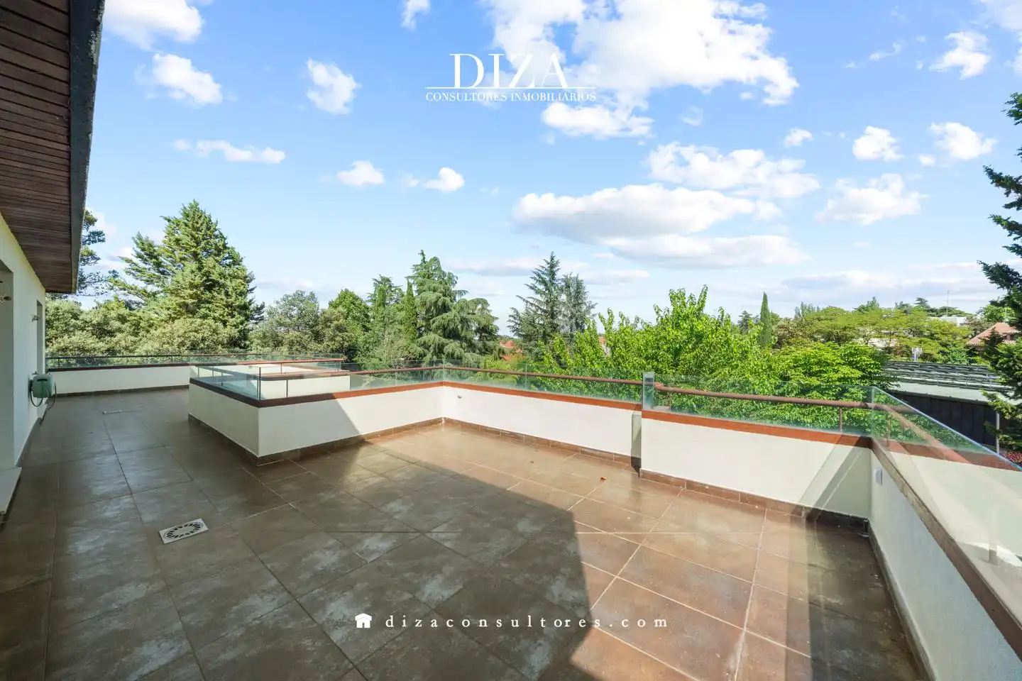 Terrace of Houses for rent in Madrid  with Air Conditioner, Heating and Private garden