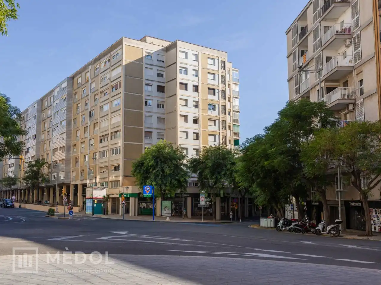 Wohnung mit Aufzug zum Verkauf in Avenida Catalunya 22