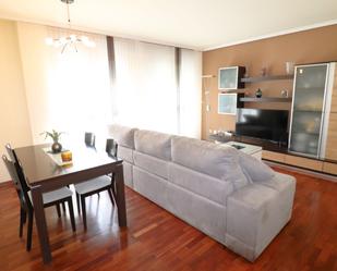 Sala d'estar de Pis en venda en Vitoria - Gasteiz amb Calefacció, Parquet i Terrassa