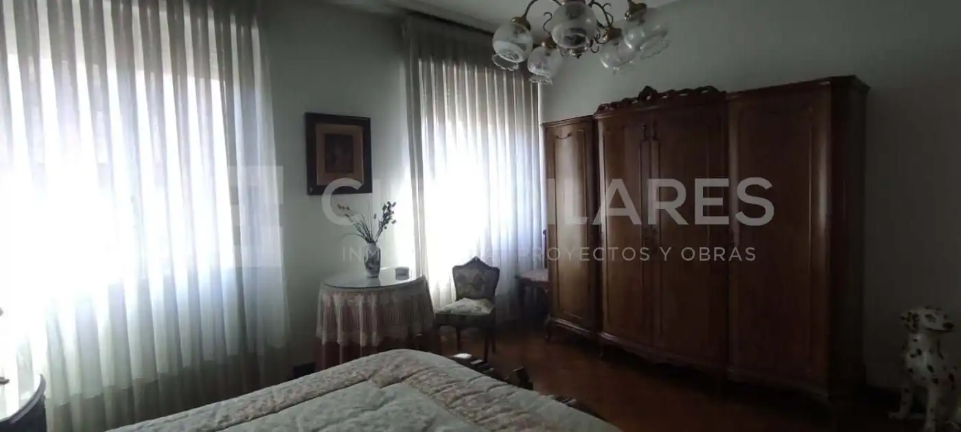 Bedroom of Flat for sale in  Logroño