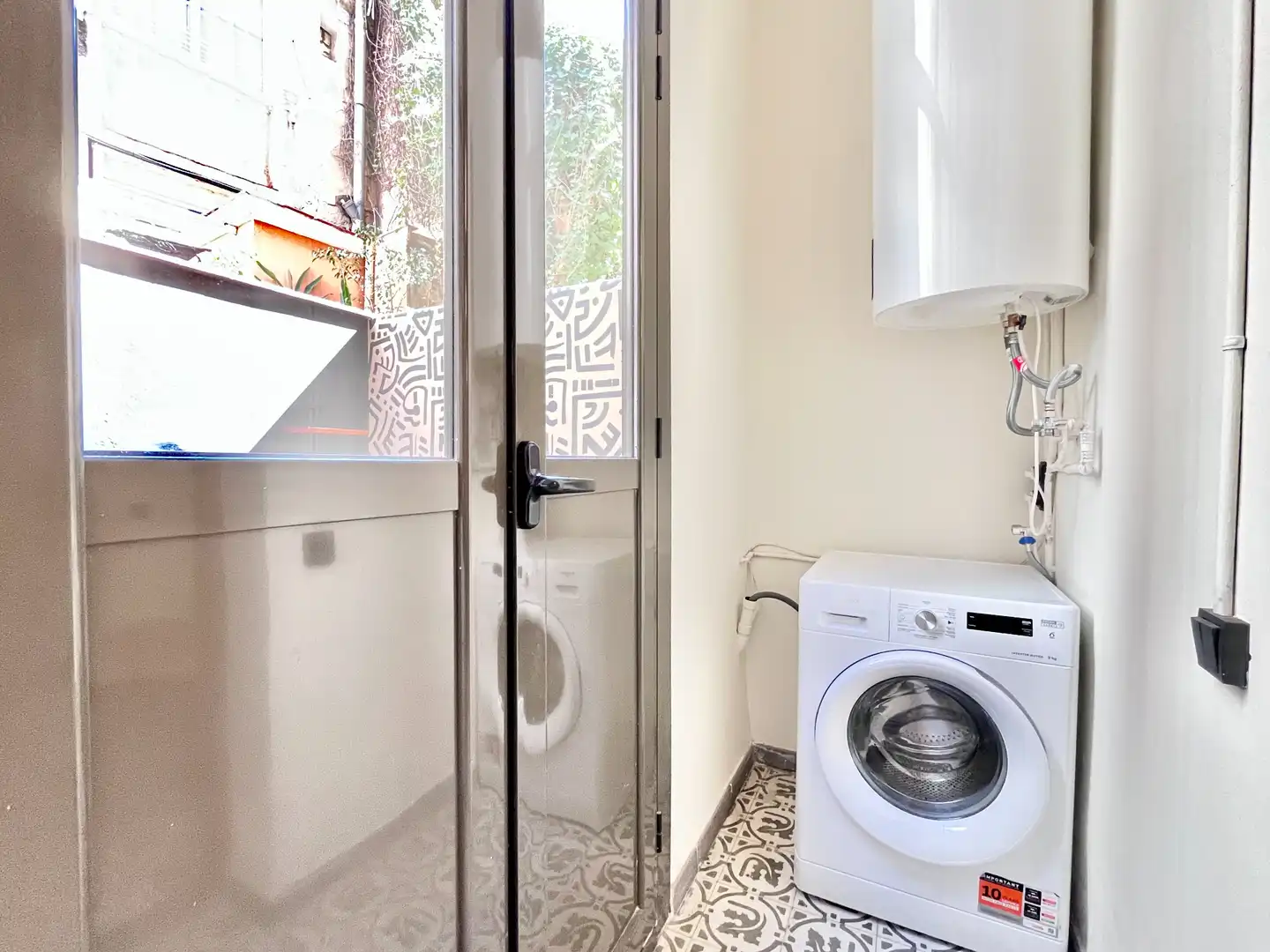 Balcony of Study for rent in Barcelona  with Air Conditioner, Heating and Terrace