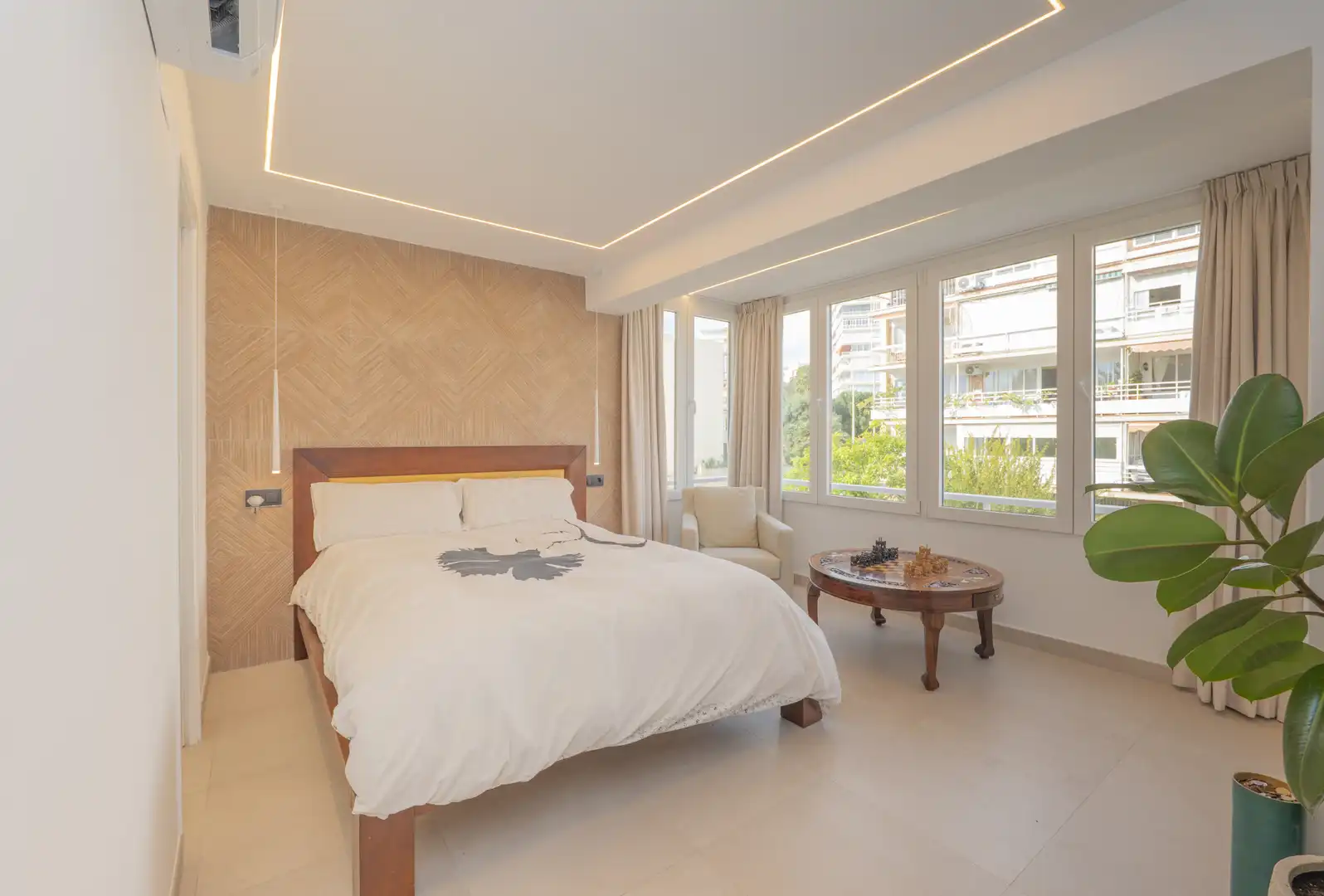 Habitación de Piso en venta en Torremolinos con Aire acondicionado, Terraza y Internet