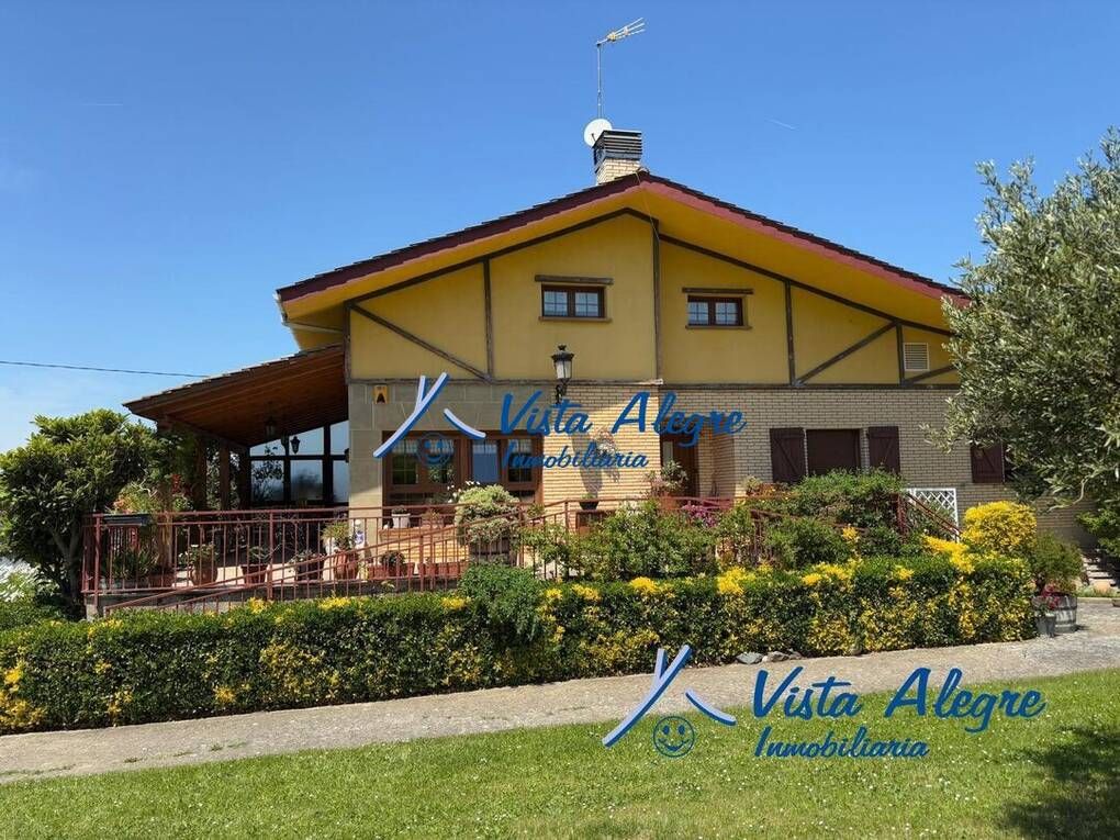 Casa o xalet en venda en San Vicente de la Sonsierra amb Calefacció, Jardí privat i Terrassa