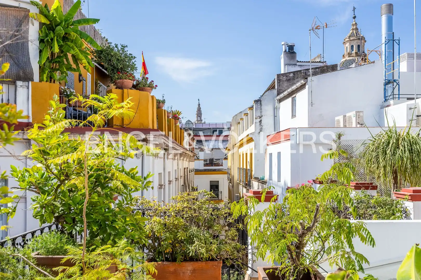 Exterior view of Attic for sale in Sevilla  with Air Conditioner, Heating and Terrace