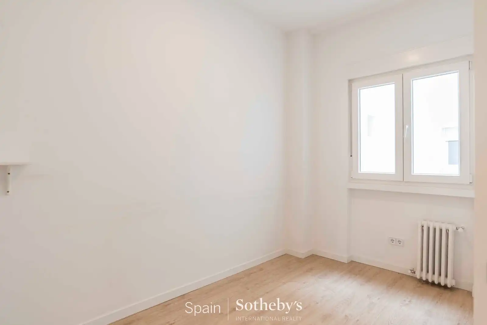 Schlafzimmer von Wohnungen zum Verkauf in Madrid mit Klimaanlage, Heizung und Terrasse
