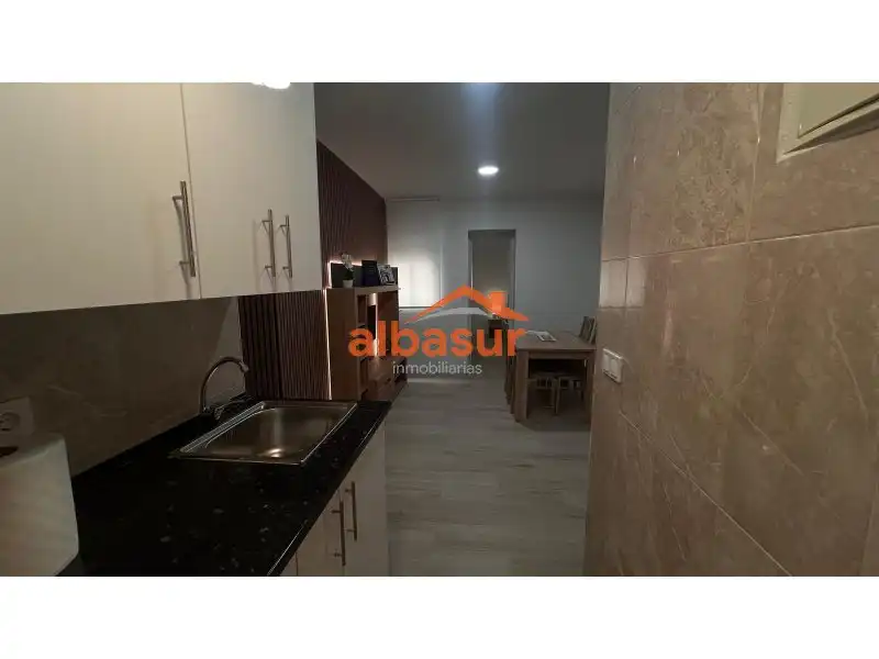 Appartamento in affitto a Calle José María Valdenebro 11, imagen 5