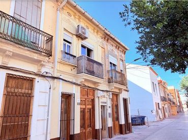 Appartement avec balcon à vendre à Carrer dels Àngels 51